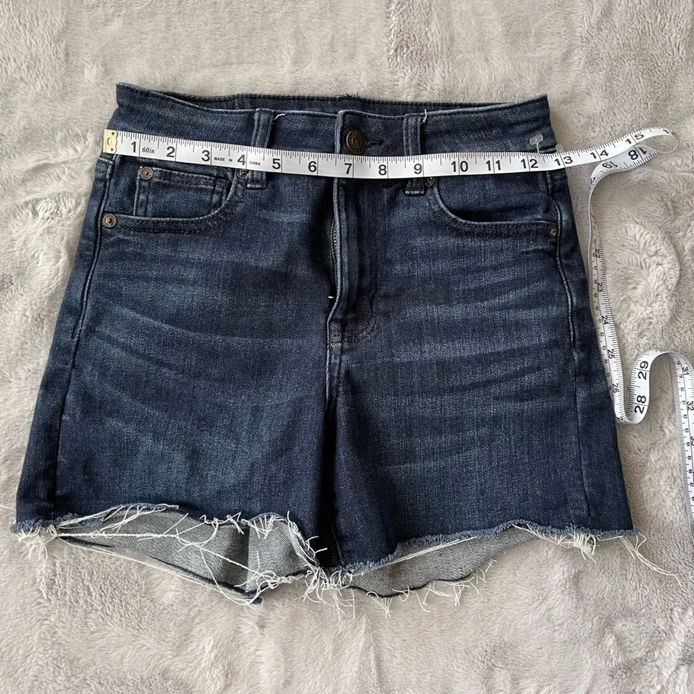 American Eagle Outfitters Super Hi Rise Shortie Raw Hem Denim Jean Shorts size 4